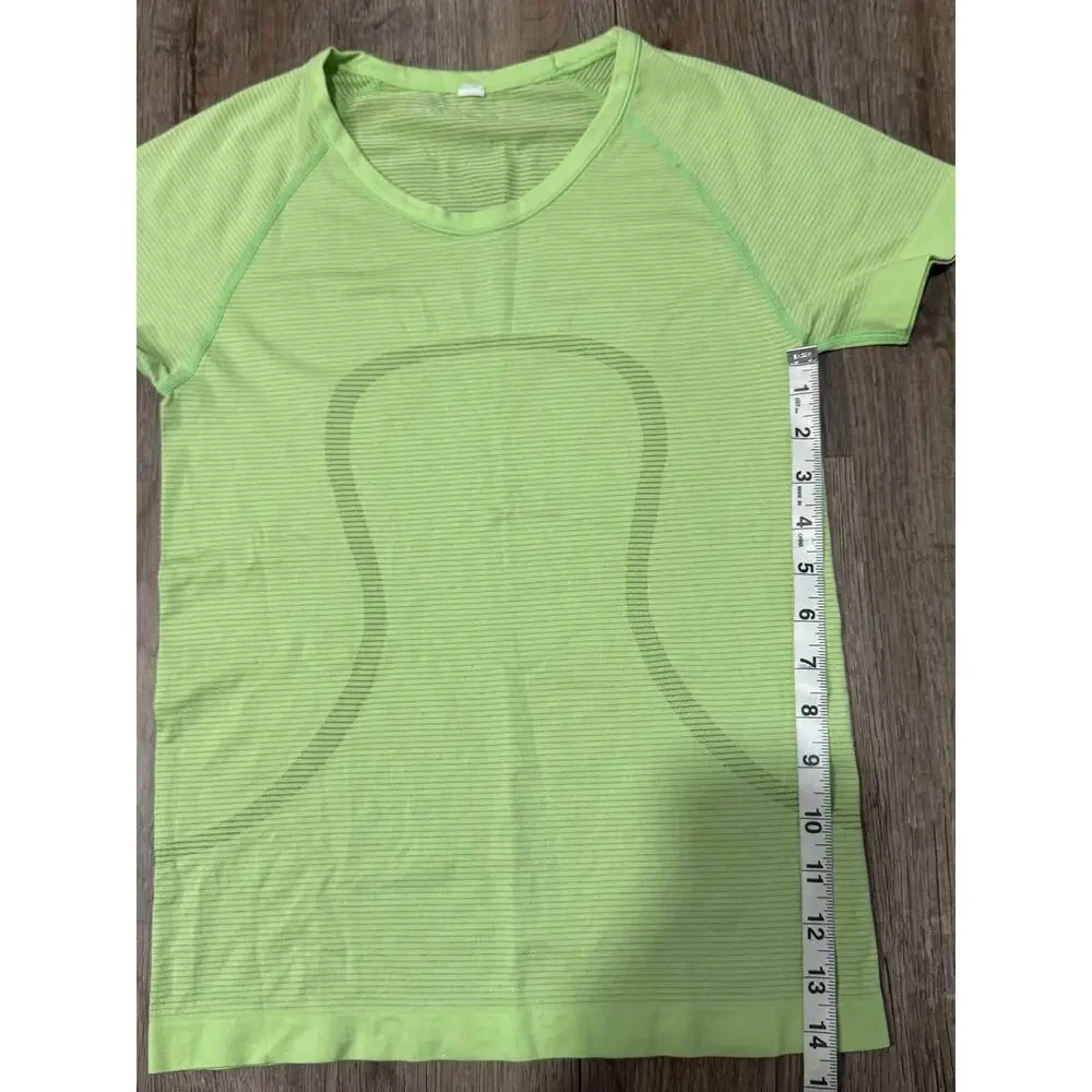 Lululemon Women's Swiftly Tech Short Sleeve Top Size 4